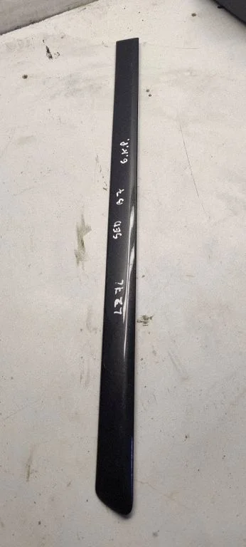 Tagaukse liist (mold) 8e0853963