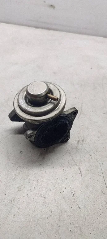EGR valve 038131501an