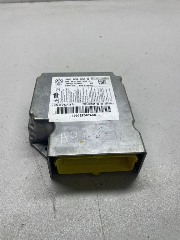 Drošības spilvenu vadības bloks – Audi A4 Allroad B8 (2008-2016)