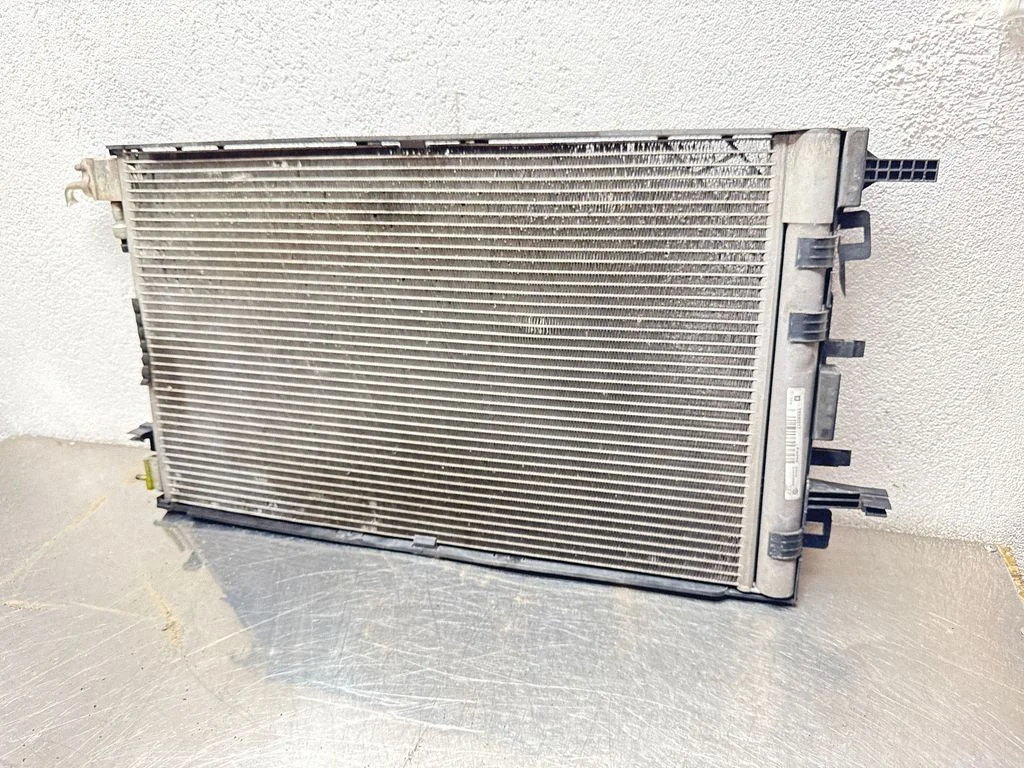 A/C cooling radiator (condenser) 13330217