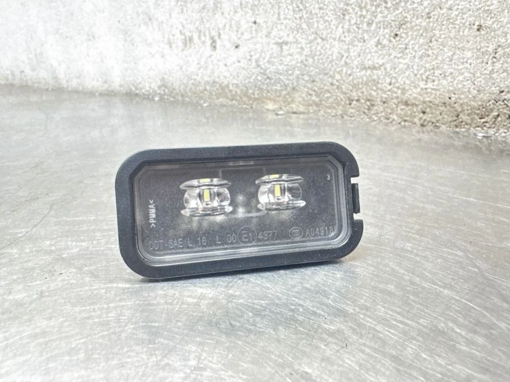 Number plate light 39068024