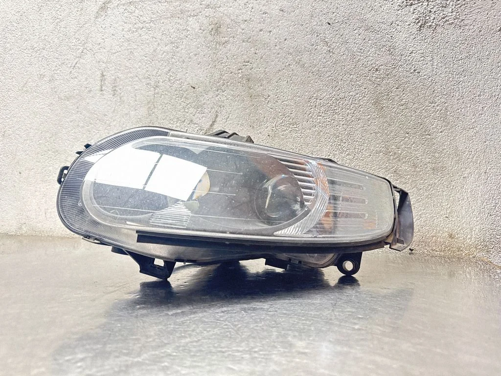 Priekšējais lukturis 89101416