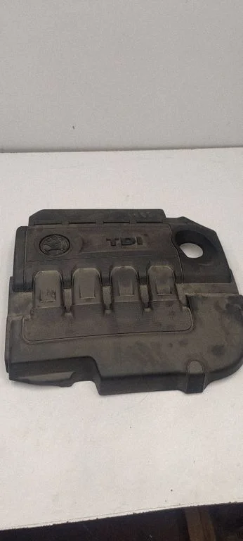 Engine cover (trim) 04L103954