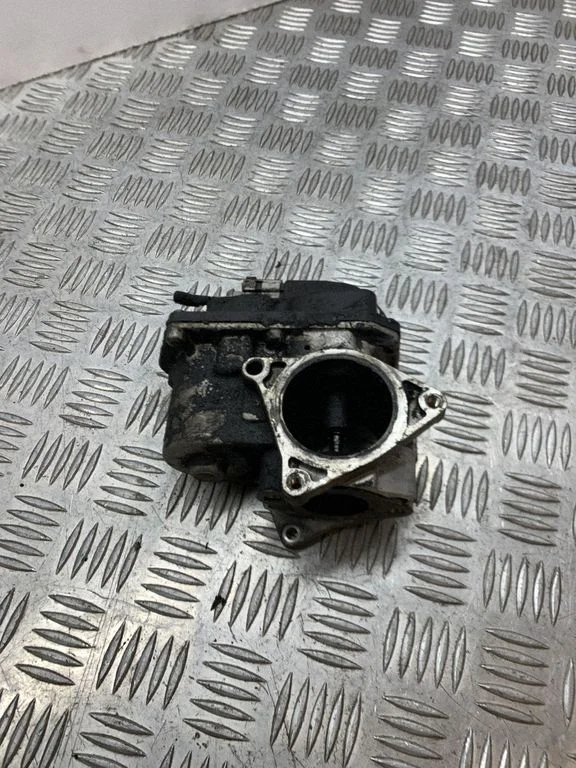 EGR valve 03L131501E