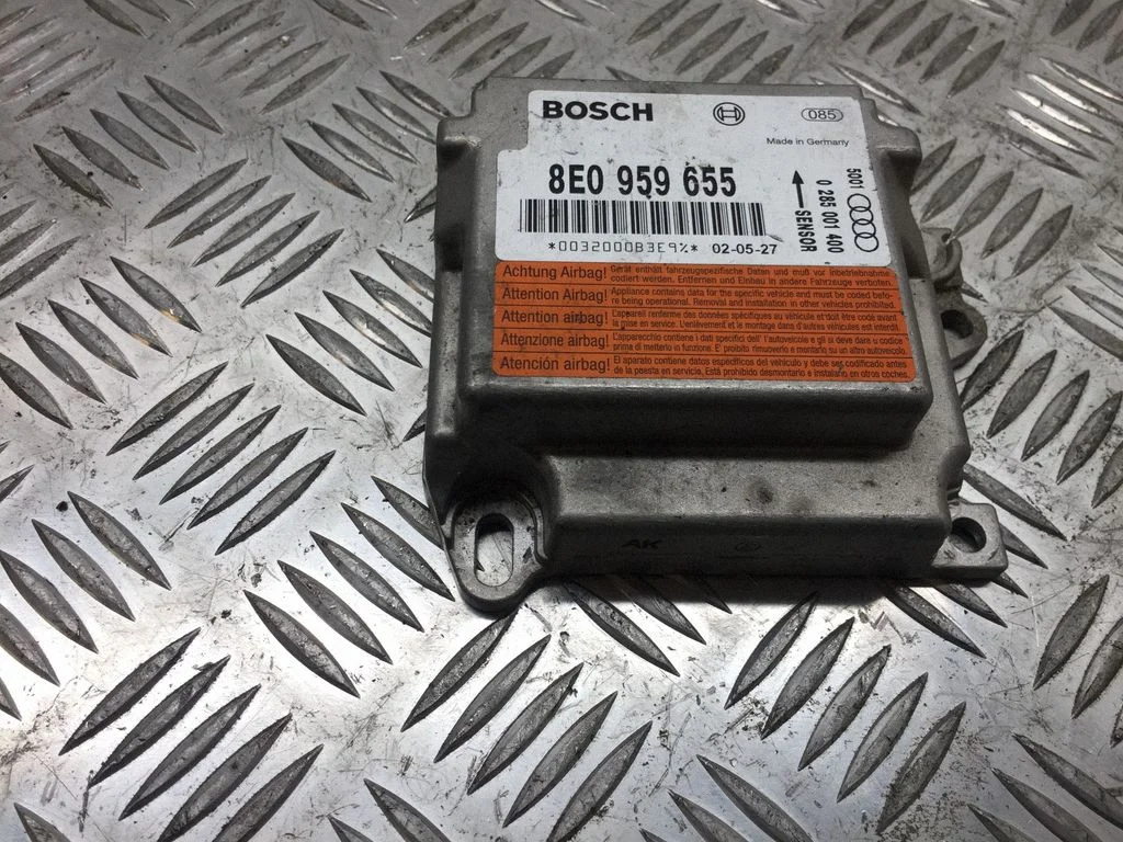 Airbag control unit/module 8E0959655