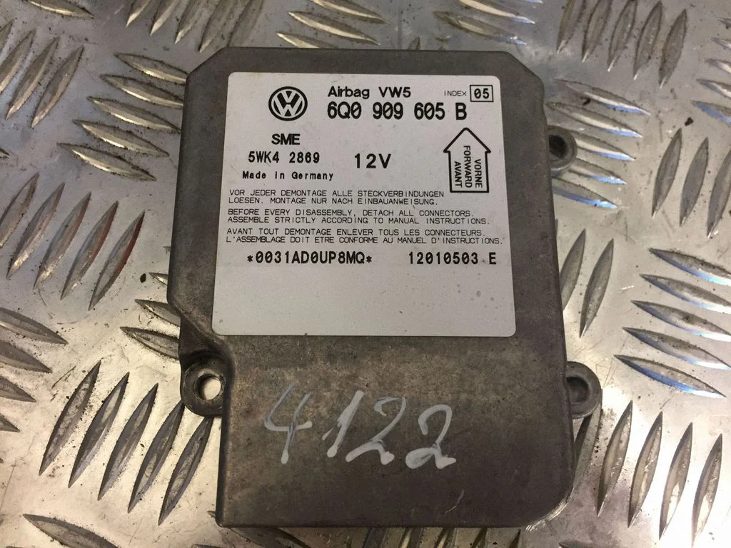 Turvapatjade juhtplokk 6Q0909605B