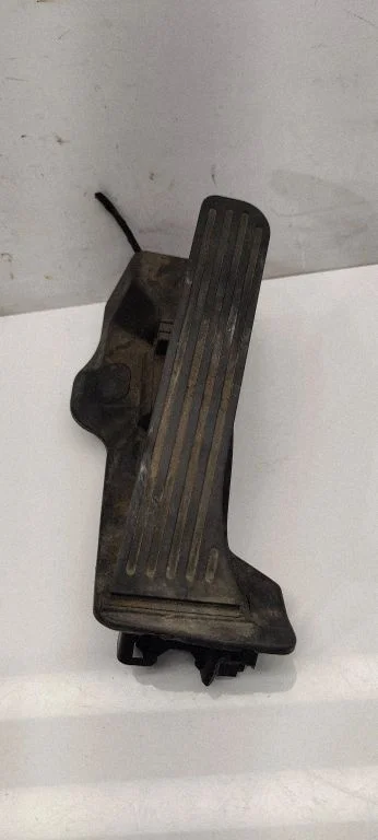 Accelerator throttle pedal 6pv008890