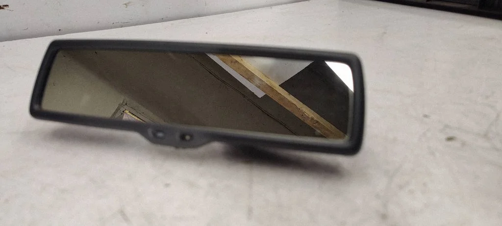 Rear view mirror (interior) 1K0857511