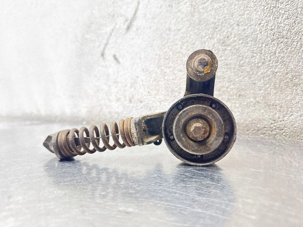 Generator/alternator belt tensioner 55565236