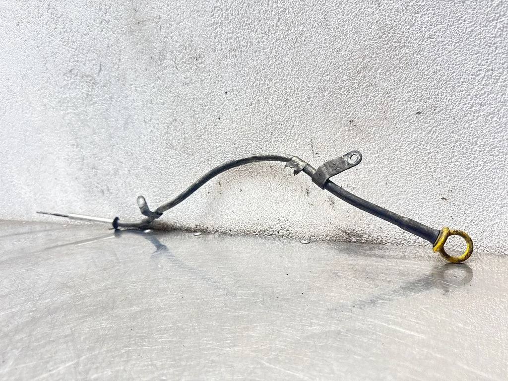 Oil level dip stick 55567355