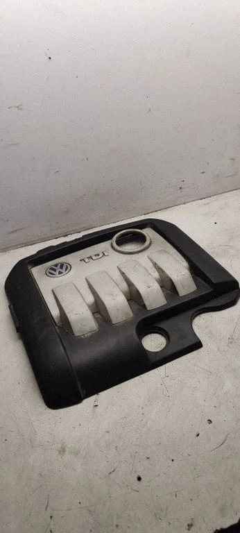 Engine cover (trim) 03G103925BL