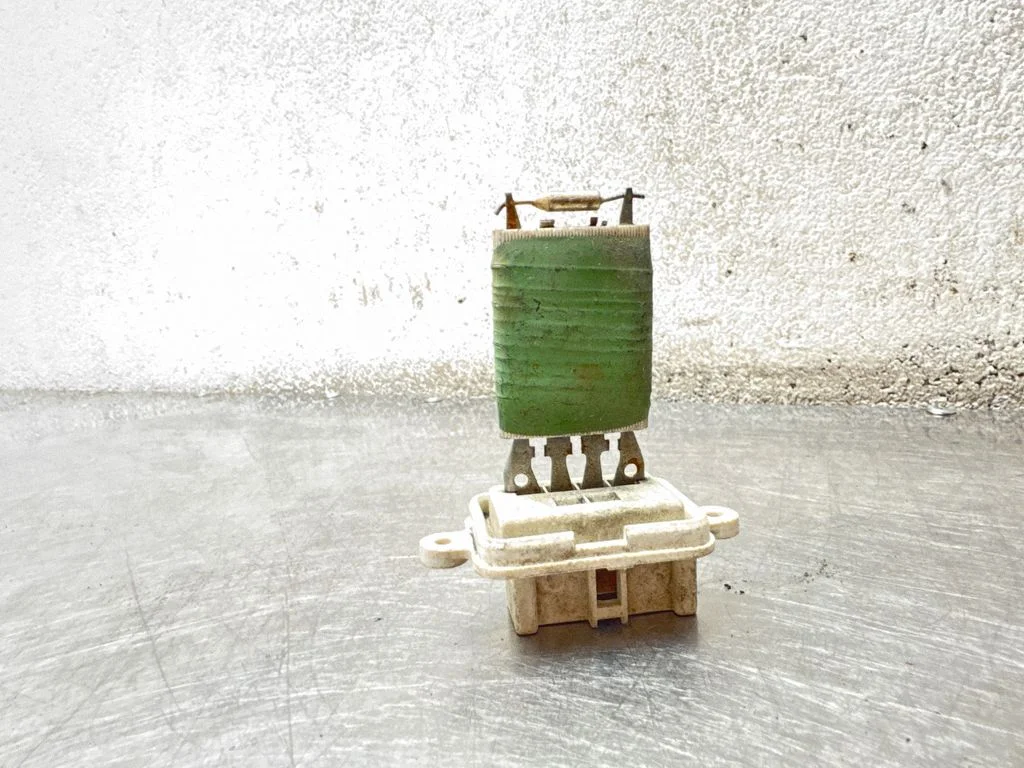Heater blower motor/fan resistor
