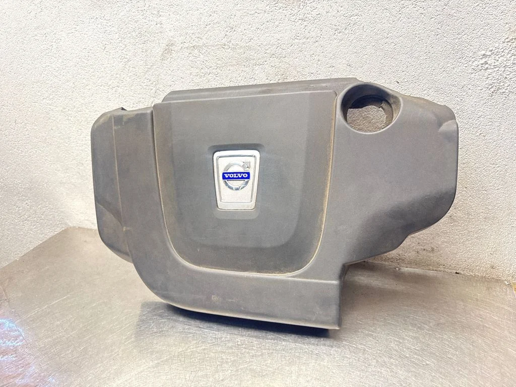 Engine cover (trim) 31319190
