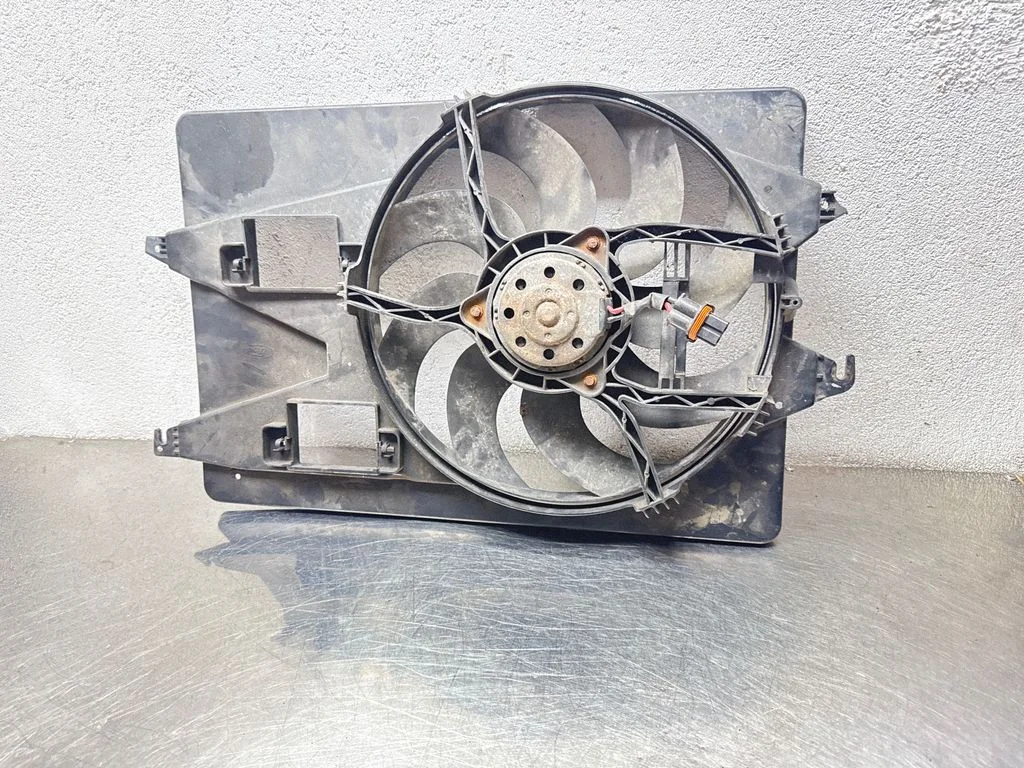 Elektriskais radiatora ventilators – Ford Mondeo Mk III (2000-2007)