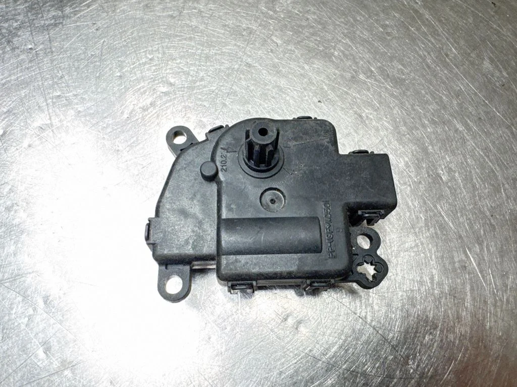 Air flap motor/actuator DG9H19E616