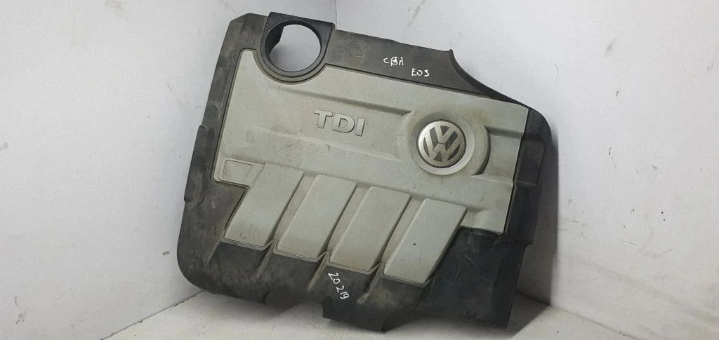 Dzinēja pārsegs (apdare) – Volkswagen Passat CC (2008-2016)