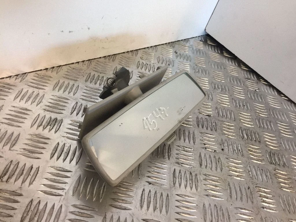 Rear view mirror (interior) I5316413