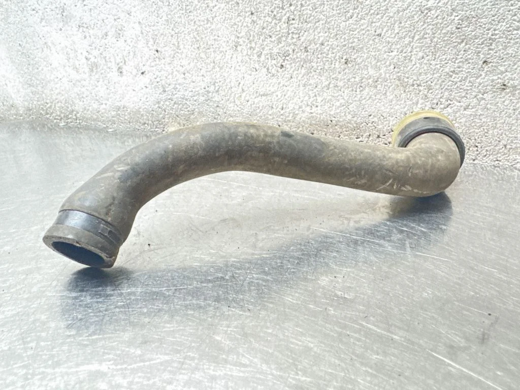 Jahutustoru(d)/-voolik(ud) – Opel Astra H (2004-2012)