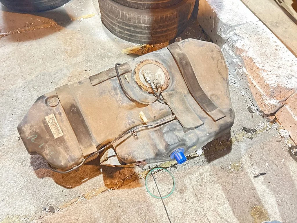 Fuel tank – Opel Astra H (2004-2012)