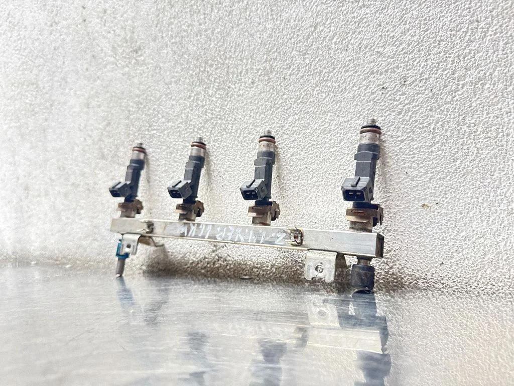 Pihustite (düüside) komplekt – Opel Astra H (2004-2012)