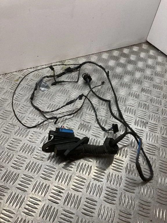 Rear door wiring loom – BMW 5 Series E60 E61 (2004-2010)