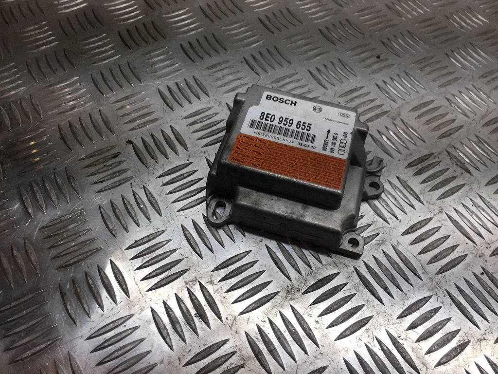Airbag control unit/module – Audi A4 S4 B6 8E 8H (2001-2005)