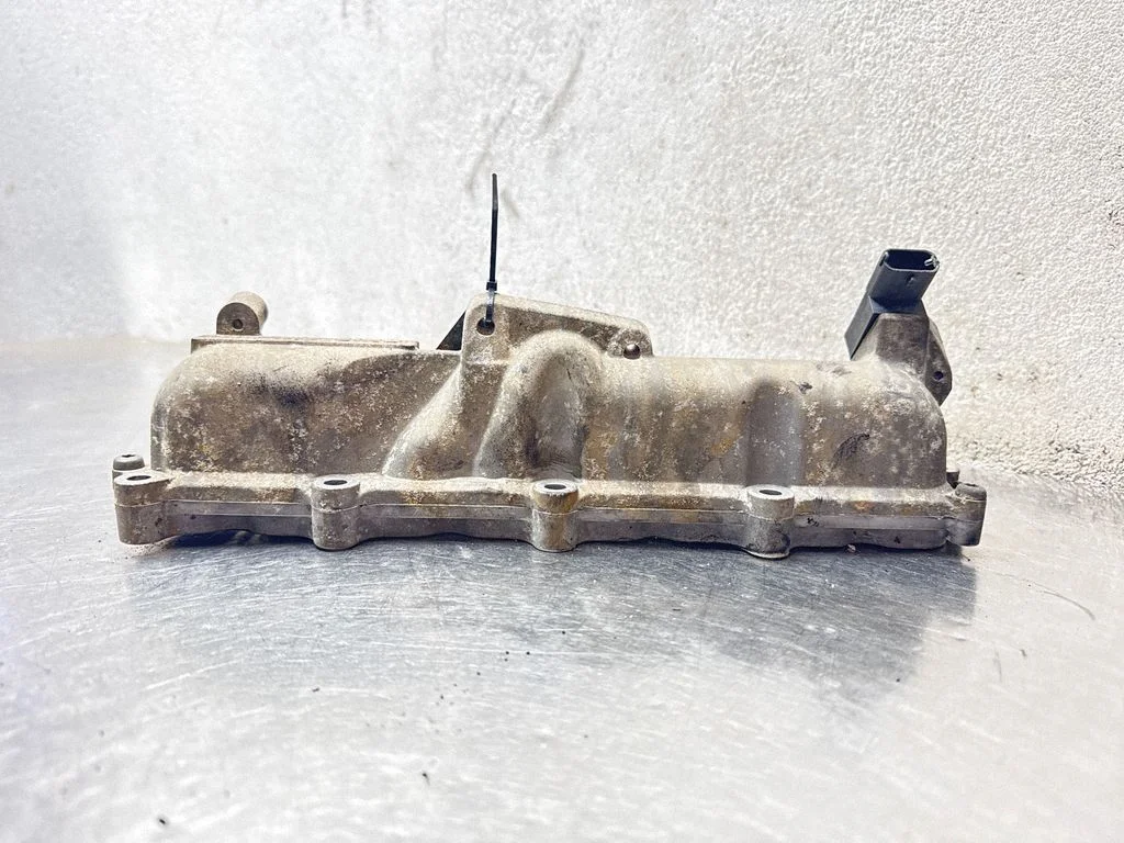 Intake manifold – Opel Astra H (2004-2012)