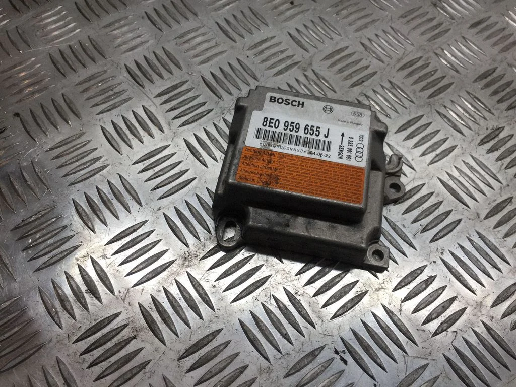 Turvapatjade juhtplokk – Audi A4 S4 B6 8E 8H (2001-2005)