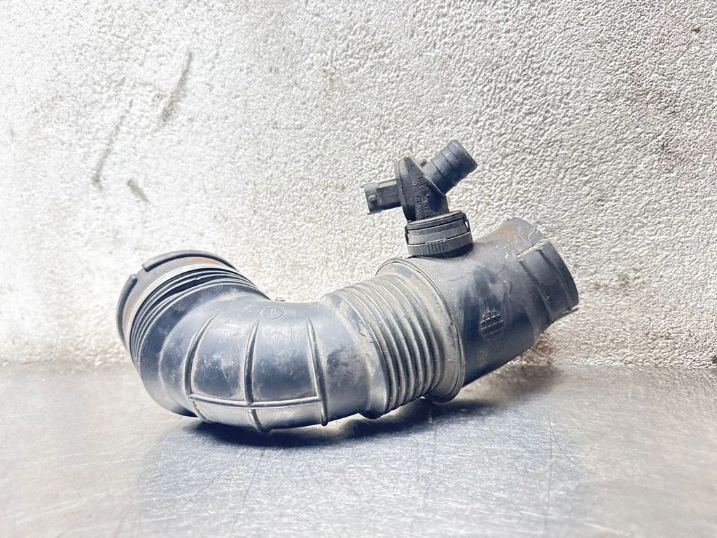 Turbo air intake inlet pipe/hose 55561787