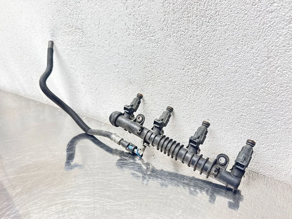 Pihustite (düüside) komplekt – Opel Corsa C (2000-2006)