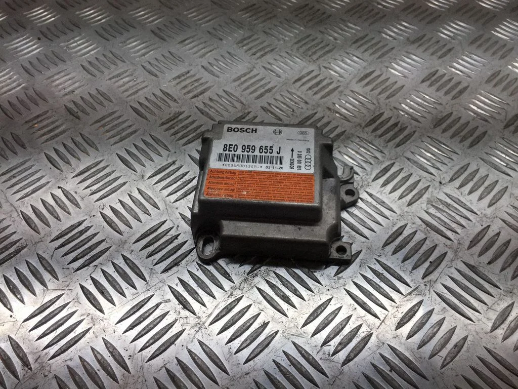 Turvapatjade juhtplokk – Audi A4 S4 B6 8E 8H (2001-2005)