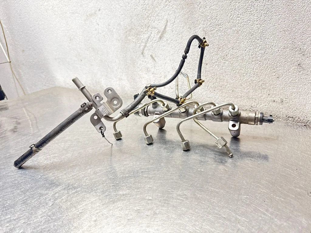 Fuel main line pipe 55578285