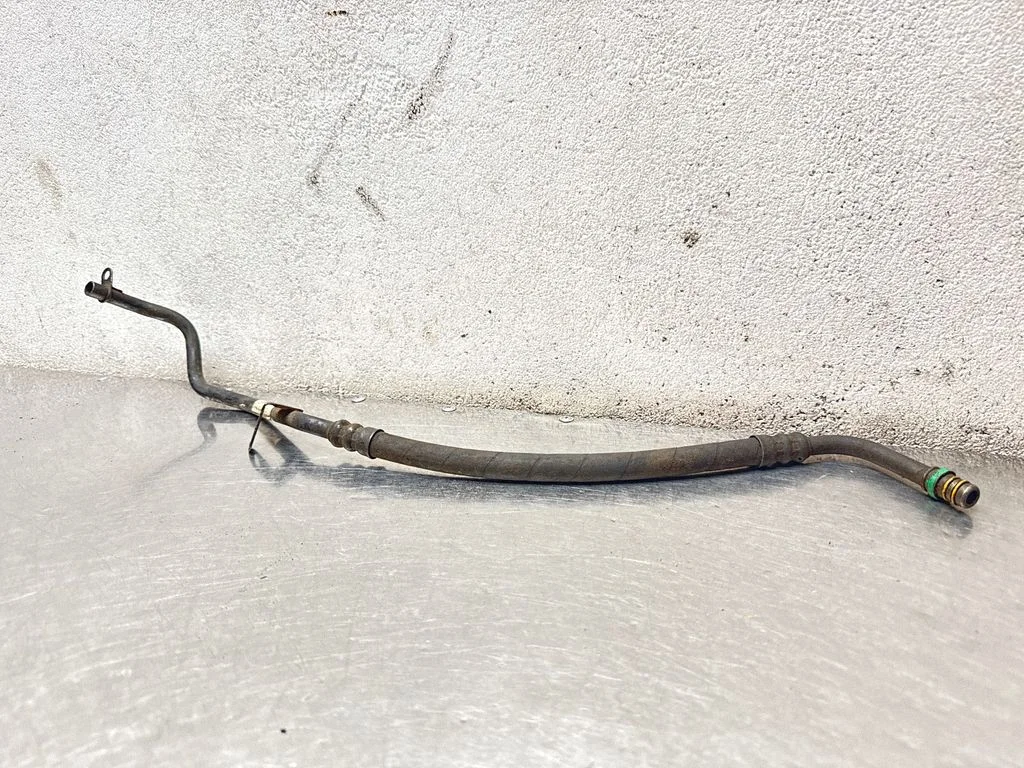 Gearbox oil cooler pipe/hose P30645272