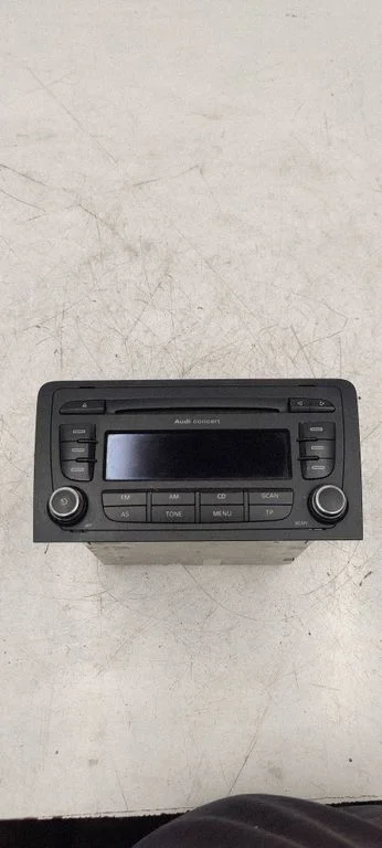 Radio, odtwarzacz CD/DVD, nawigacja – Audi A3 S3 8P (2003-2012)