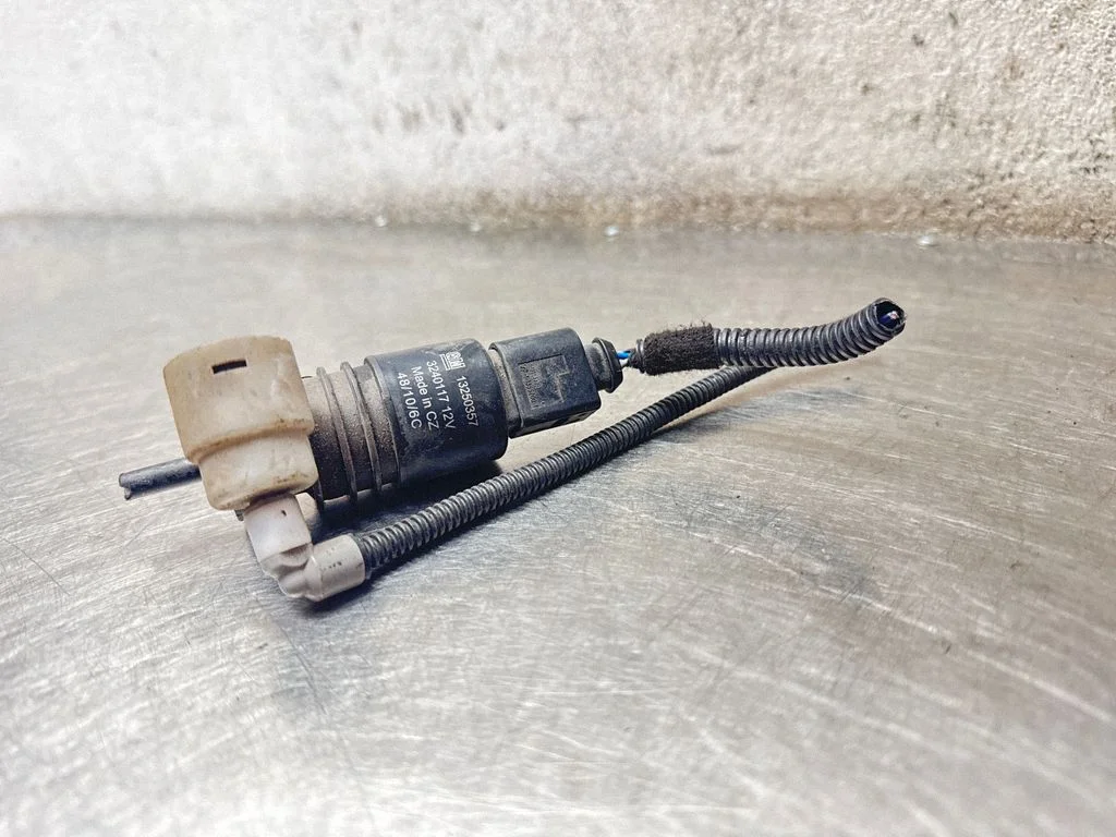 Klaasipesuvedeliku pump (klaaside) 13250357