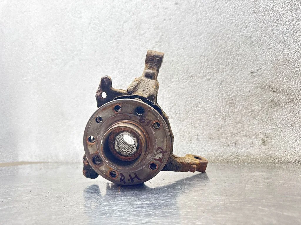 Front wheel bearing hub – Opel Astra H (2004-2012)