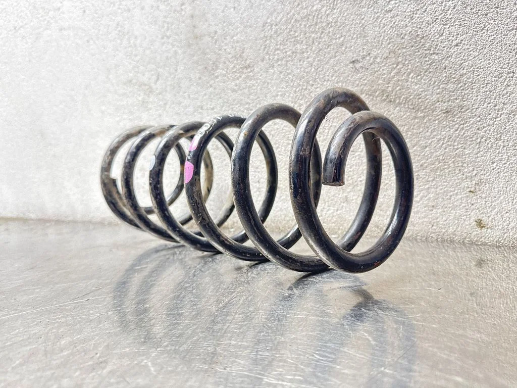 Front coil spring – front right