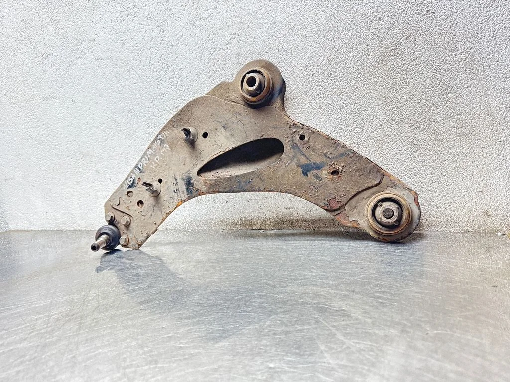 Front lower control arm/wishbone – front left