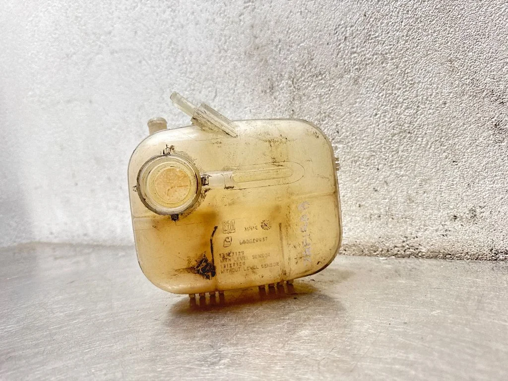 Coolant expansion tank/reservoir 13127129