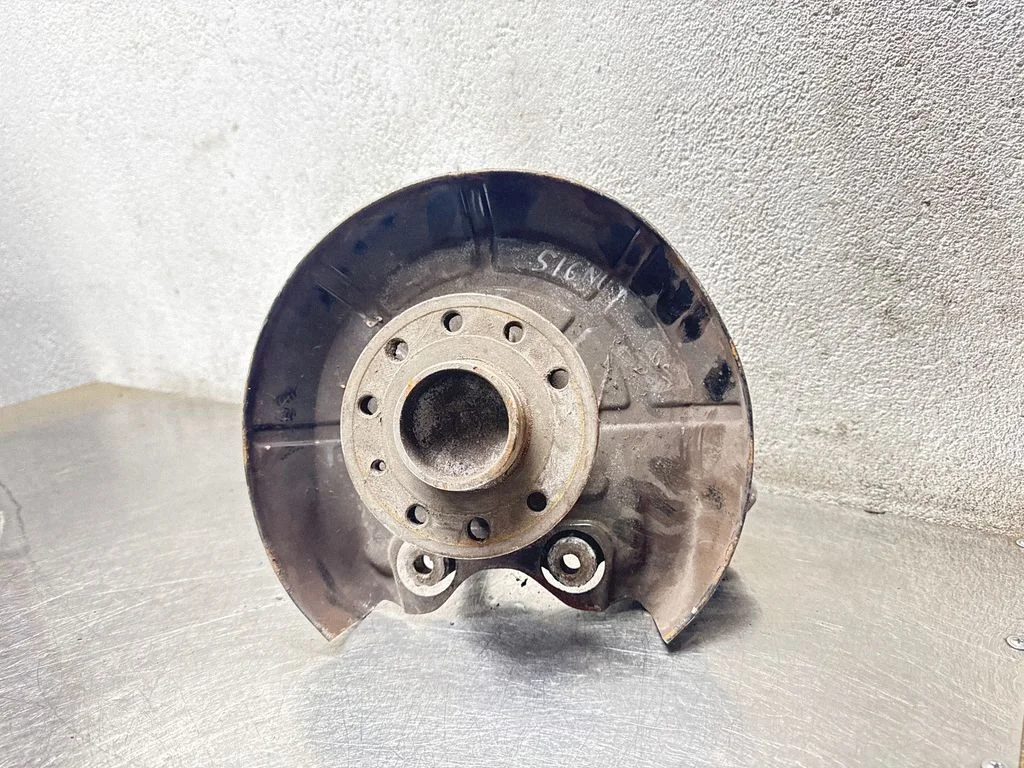 Tagumine rumm 13101537