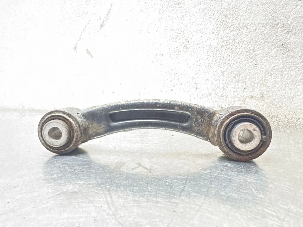 Rear control arm – Opel Insignia A (2008-2017)