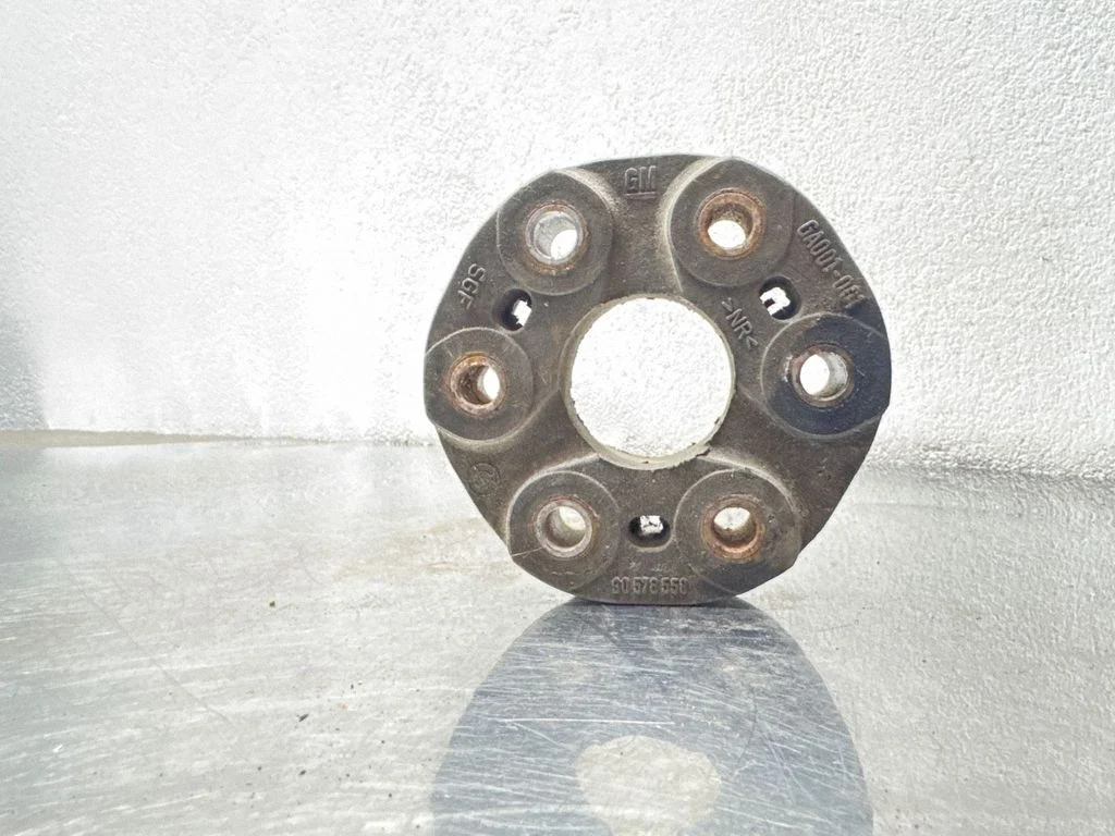 Rear prop shaft donut coupling/joint – Opel Omega B1 (1994-1999)