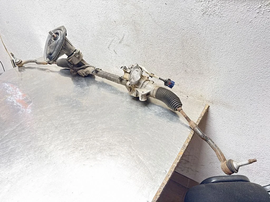 Steering rack F2GC3D070AG