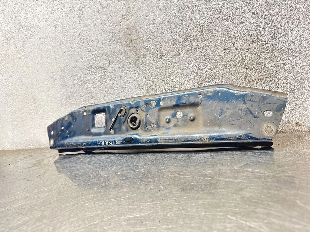 Pas przedni – Opel Astra H (2004-2012)