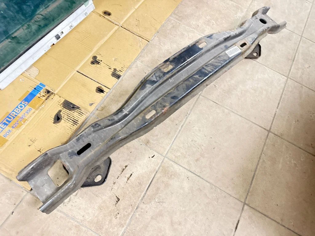 Rear bumper cross member 007256927093