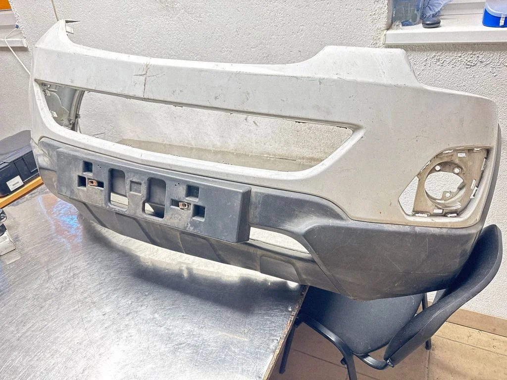 Front bumper 25953690