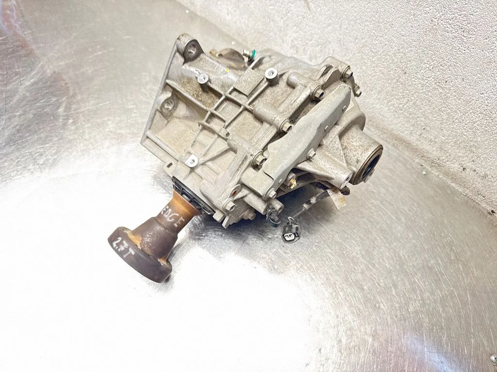 Gearbox transfer box case F2GW7L486BD