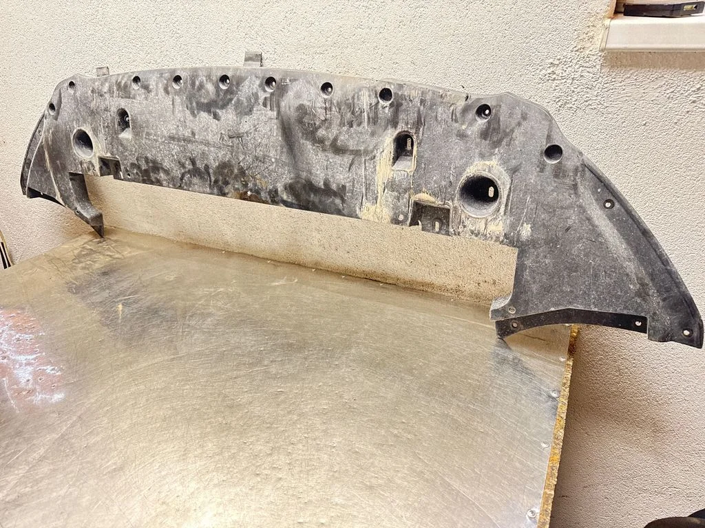 Front bumper skid plate/under tray FT4BR8B384AE