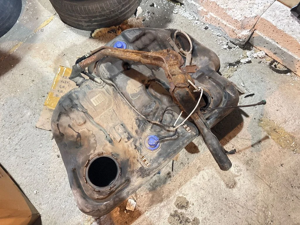 Fuel tank – Opel Insignia A (2008-2017)