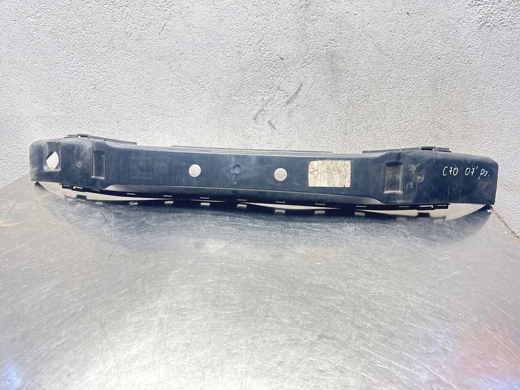 Front bumper cross member 30633366 – Volvo C70 (2006-2010)